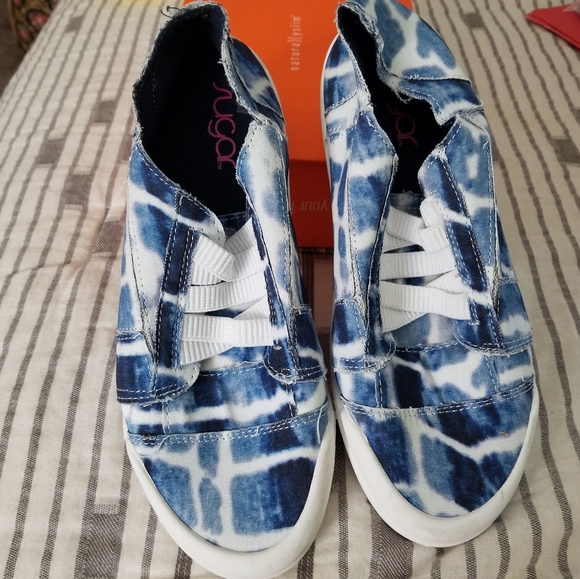 NWOT Sugar Tie dye tennis shoes size 7. - Picture 3 of 8